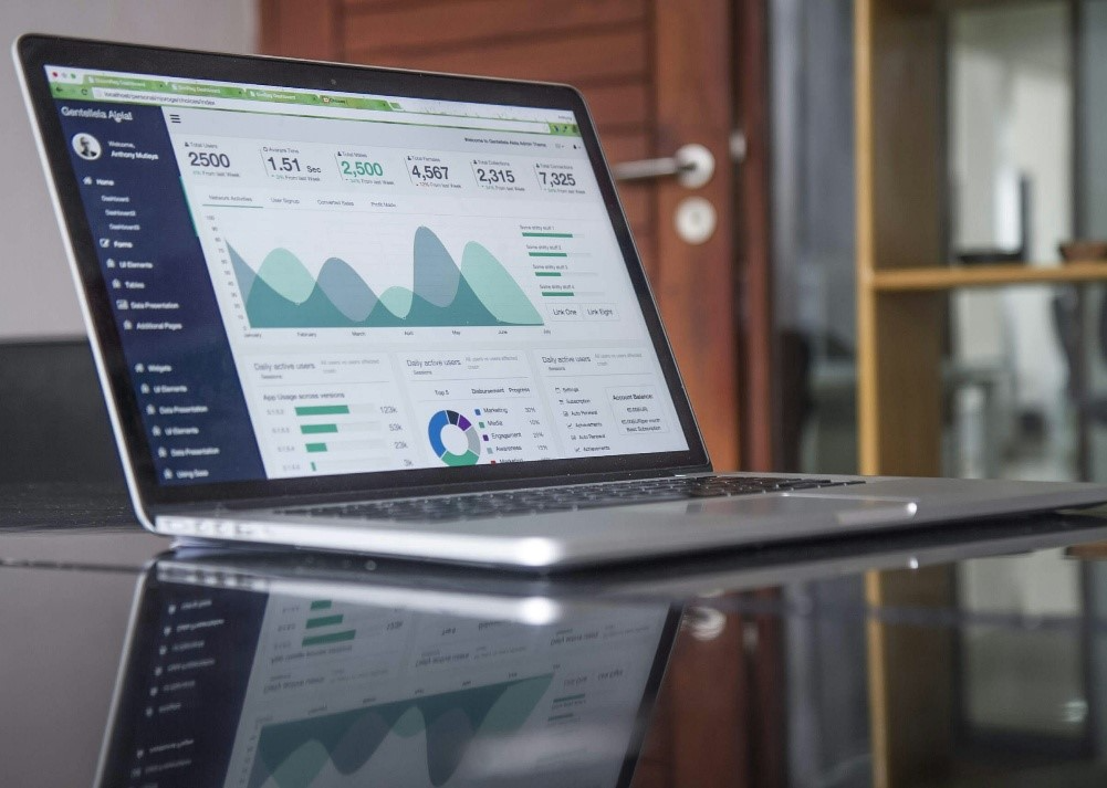 Laptop with a data dashboard displayed stock image – Unsplash Laptop with a data dashboard displayed stock image – Unsplash